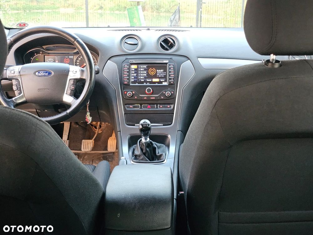 Ford Mondeo 2.0 TDCi Silver X Plus - 12