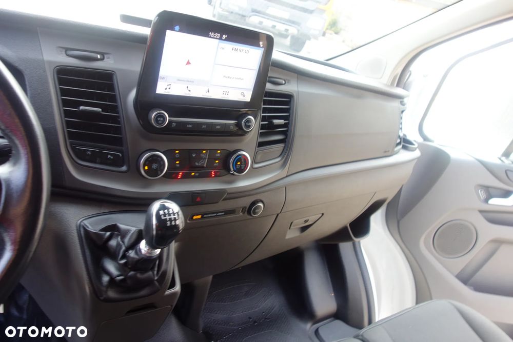 Ford Transit Custom Long 2.0 ecoblue 130 KM Klima - 18