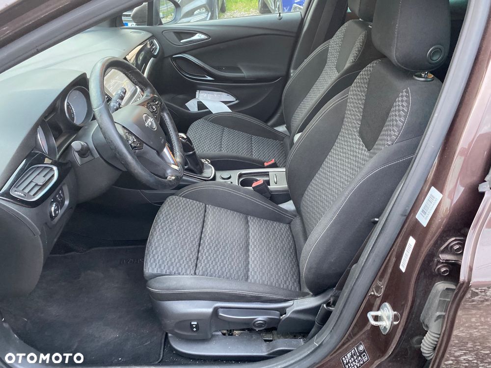 Opel Astra 1.4 Turbo Dynamic - 22