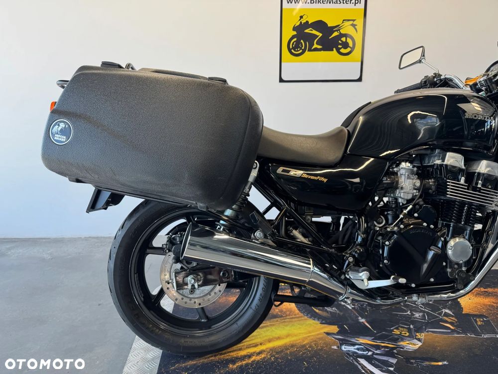 Honda CB - 32
