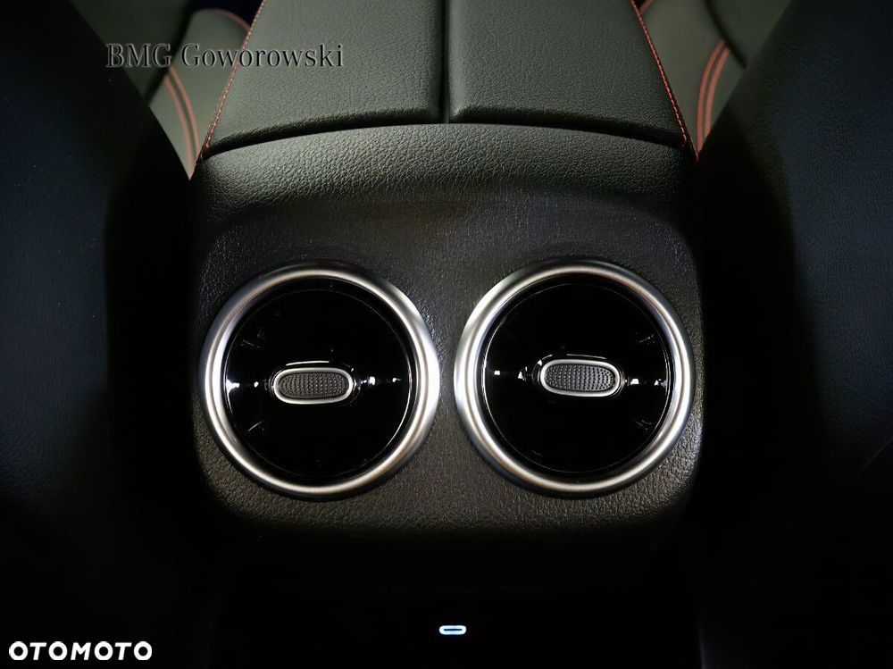 Mercedes-Benz CLA - 15