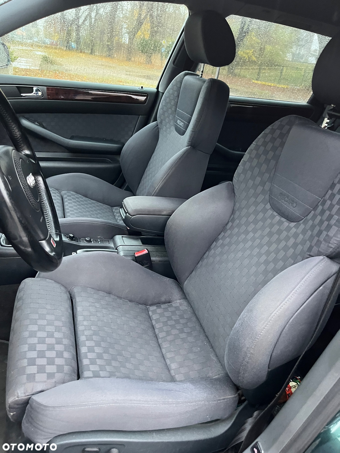 Audi A6 2.7T Quattro - 8