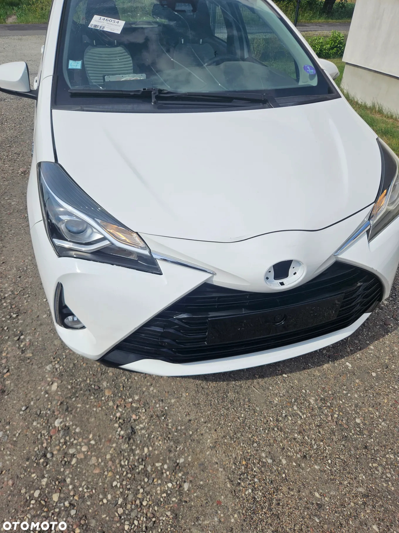 Toyota Yaris Hybrid 100 Active - 6