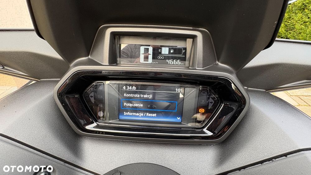 Yamaha X-max - 28