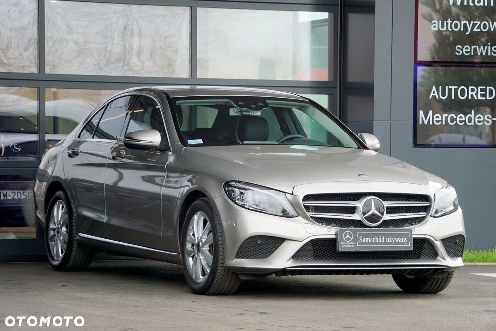 Mercedes-Benz Klasa C 300 9G-TRONIC Avantgarde - 4