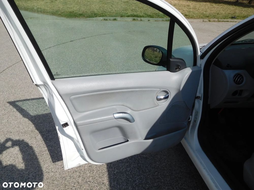 Citroën C3 1.4 HDi SX - 6