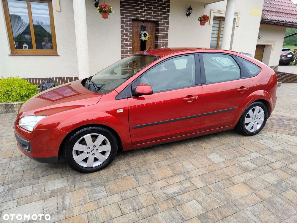 Ford Focus 1.6 Ti-VCT Titanium - 2