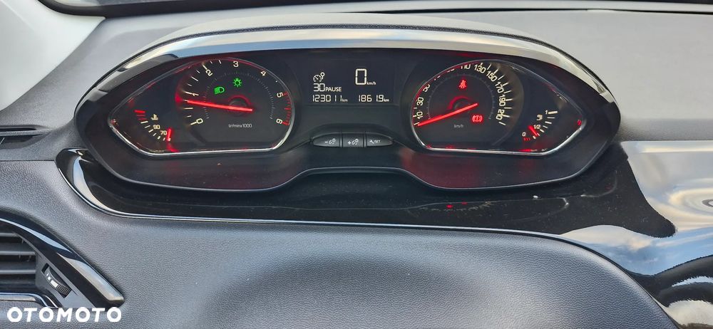 Peugeot 208 e-HDi 92 Stop&Start Active - 15