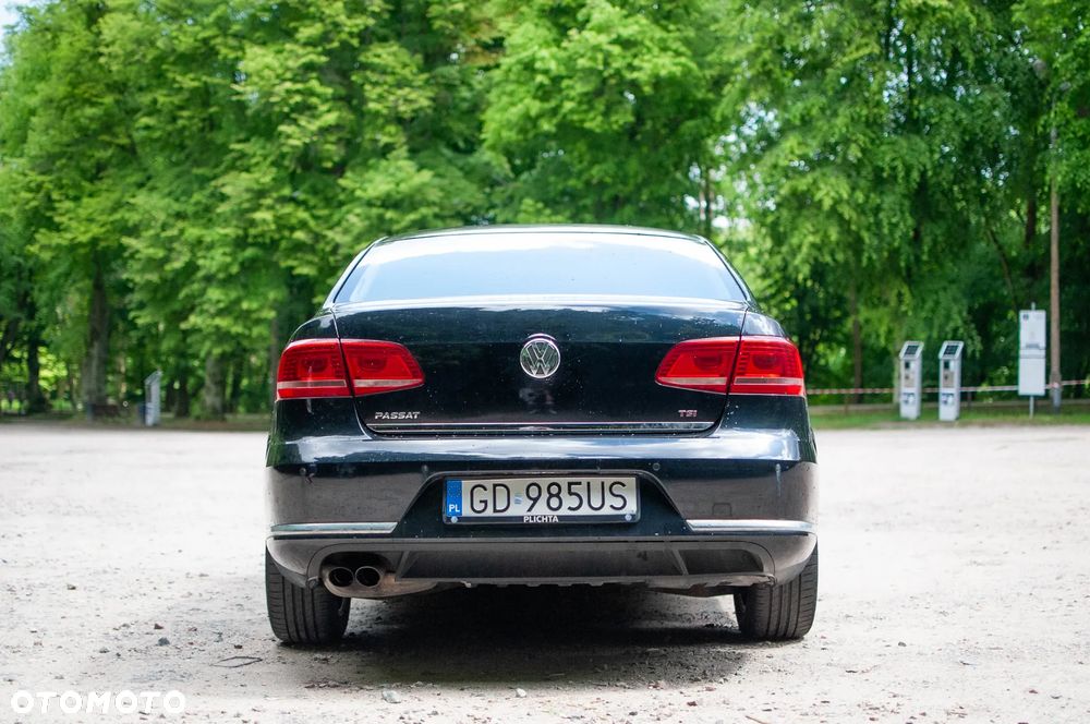 Volkswagen Passat 1.8 TSI Comfortline - 3