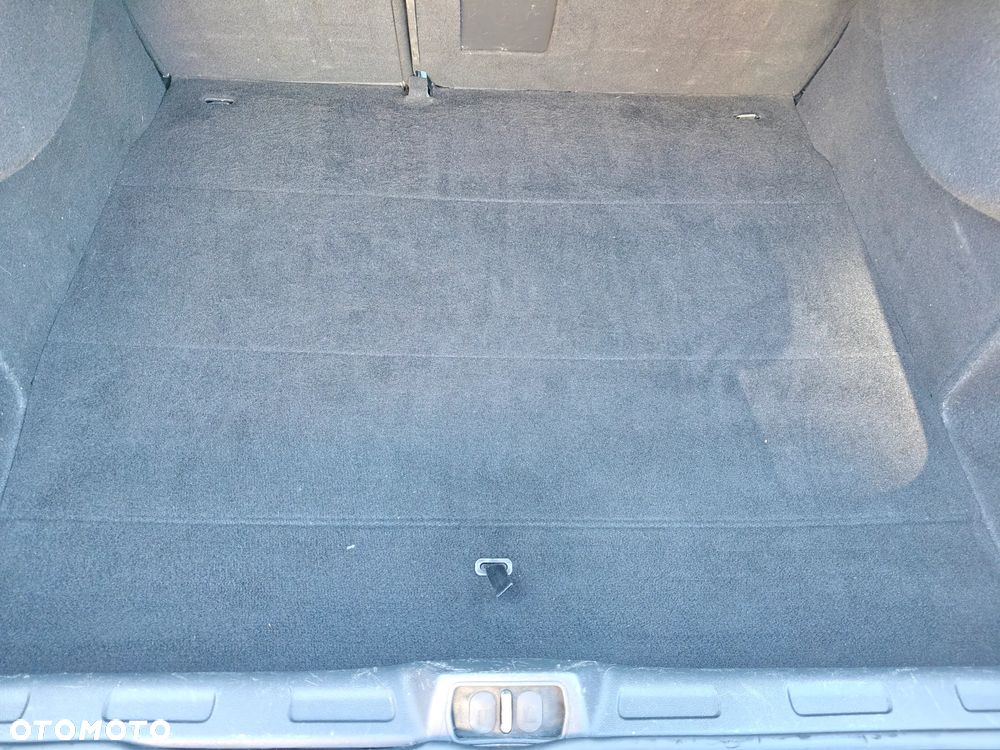 Citroën C5 2.0 HDi Confort - 28