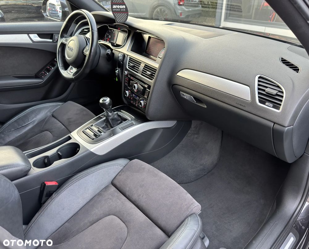 Audi A4 Avant 1.8 TFSI S line Sportpaket - 31