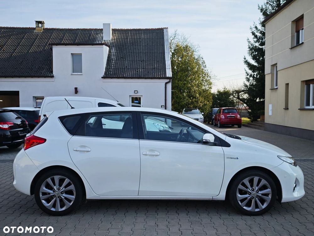 Toyota Auris 1.8 HSD Luna - 8