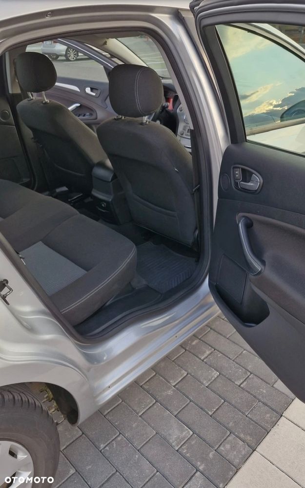 Ford Mondeo 2.0 TDCi Titanium - 5