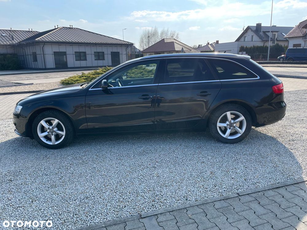 Audi A4 Avant 2.0 TDI - 10