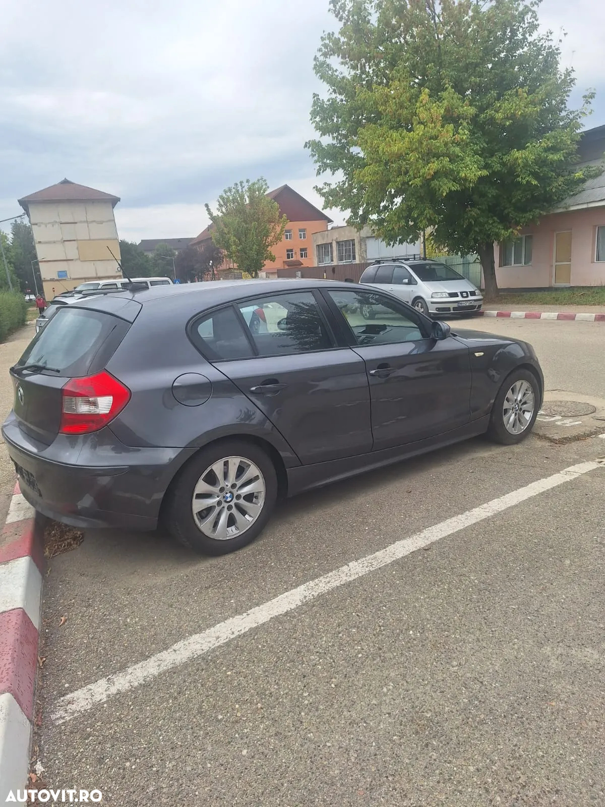 BMW Seria 1 120d Aut. - 5