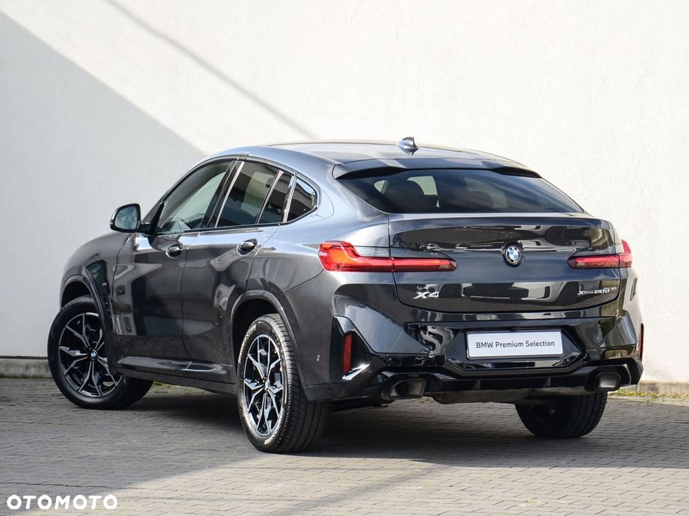 BMW X4 - 10
