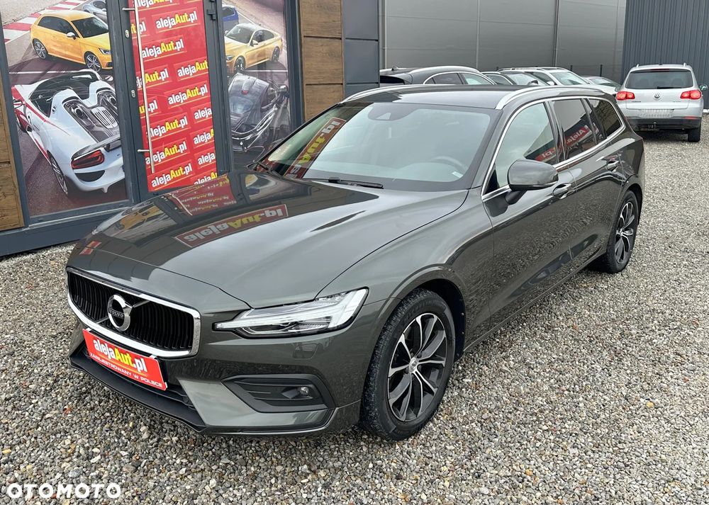 Volvo V60 B3 B Momentum Pro - 3
