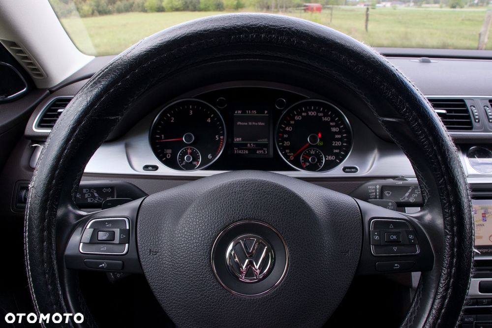 Volkswagen Passat Variant 2.0 TDI DSG BlueMotion Technology Exclusive - 21
