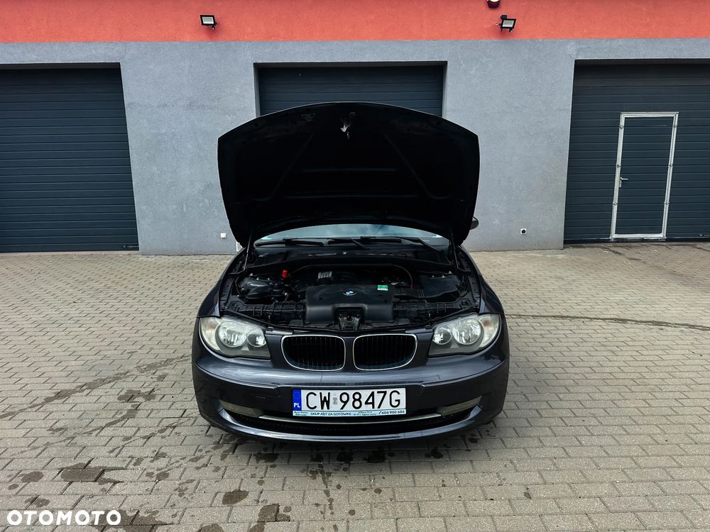 BMW Seria 1 116i - 8