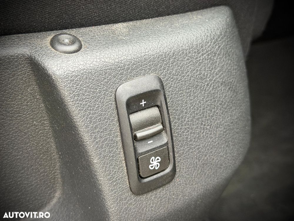 Volkswagen Passat CC 2.0 TDI DPF - 17
