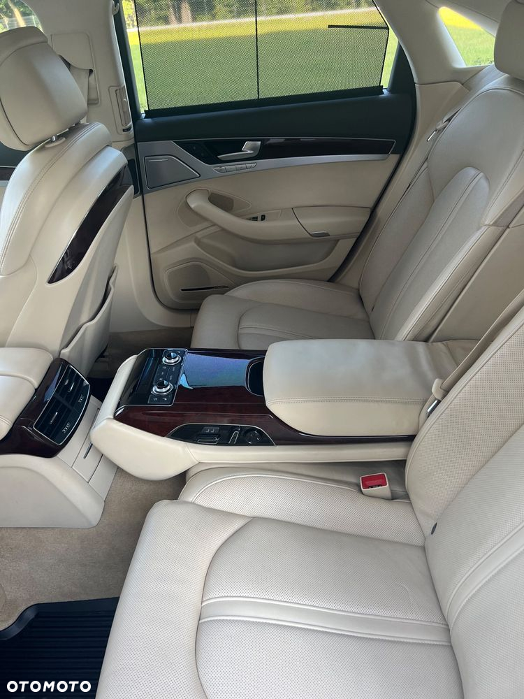 Audi A8 4.2 TDI DPF quattro tiptronic - 12