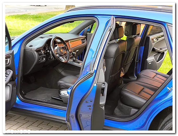 Porsche Macan - 8