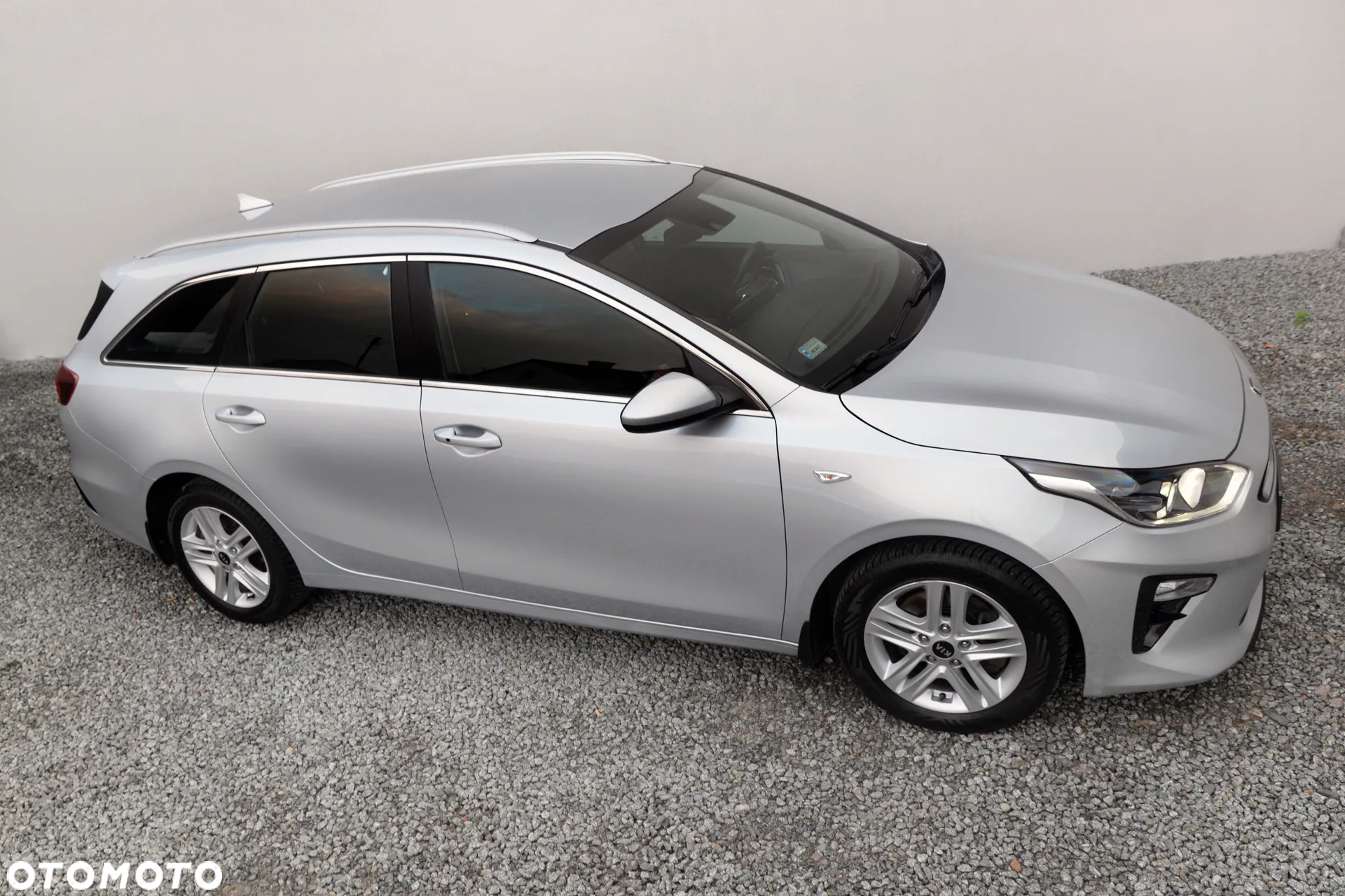 Kia Ceed 1.5 T-GDI Business Line DCT - 16
