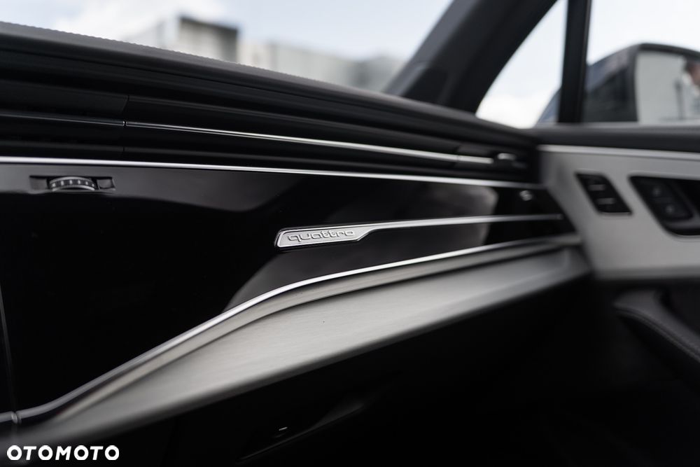 Audi SQ7 - 28
