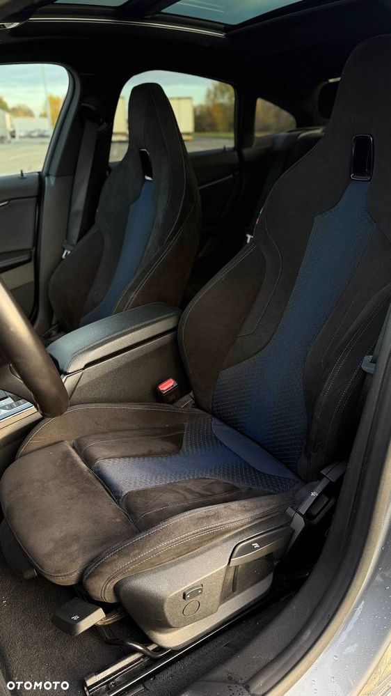 BMW Seria 2 218i - 10