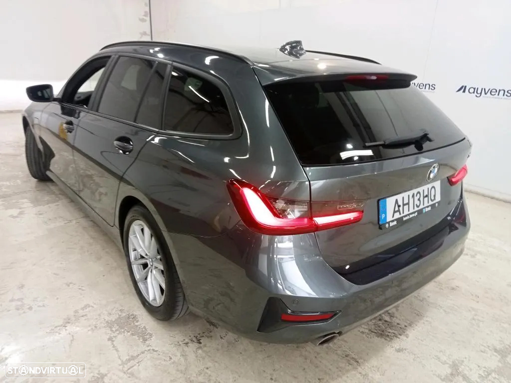 BMW 320 e Touring Corporate Edition Auto - 2