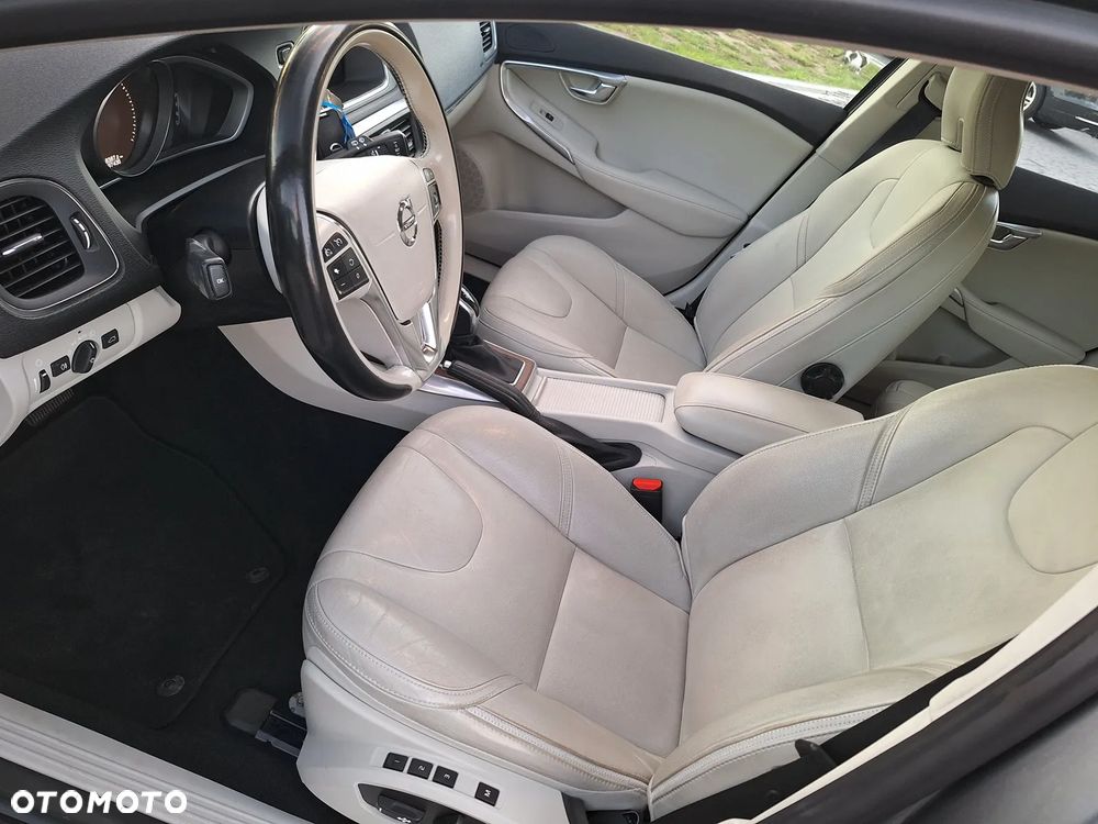 Volvo V40 Cross Country D3 Geartronic Summum - 18