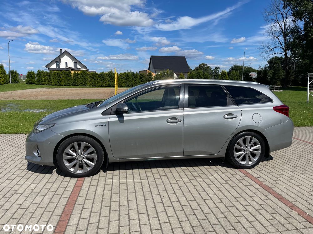 Toyota Auris - 2