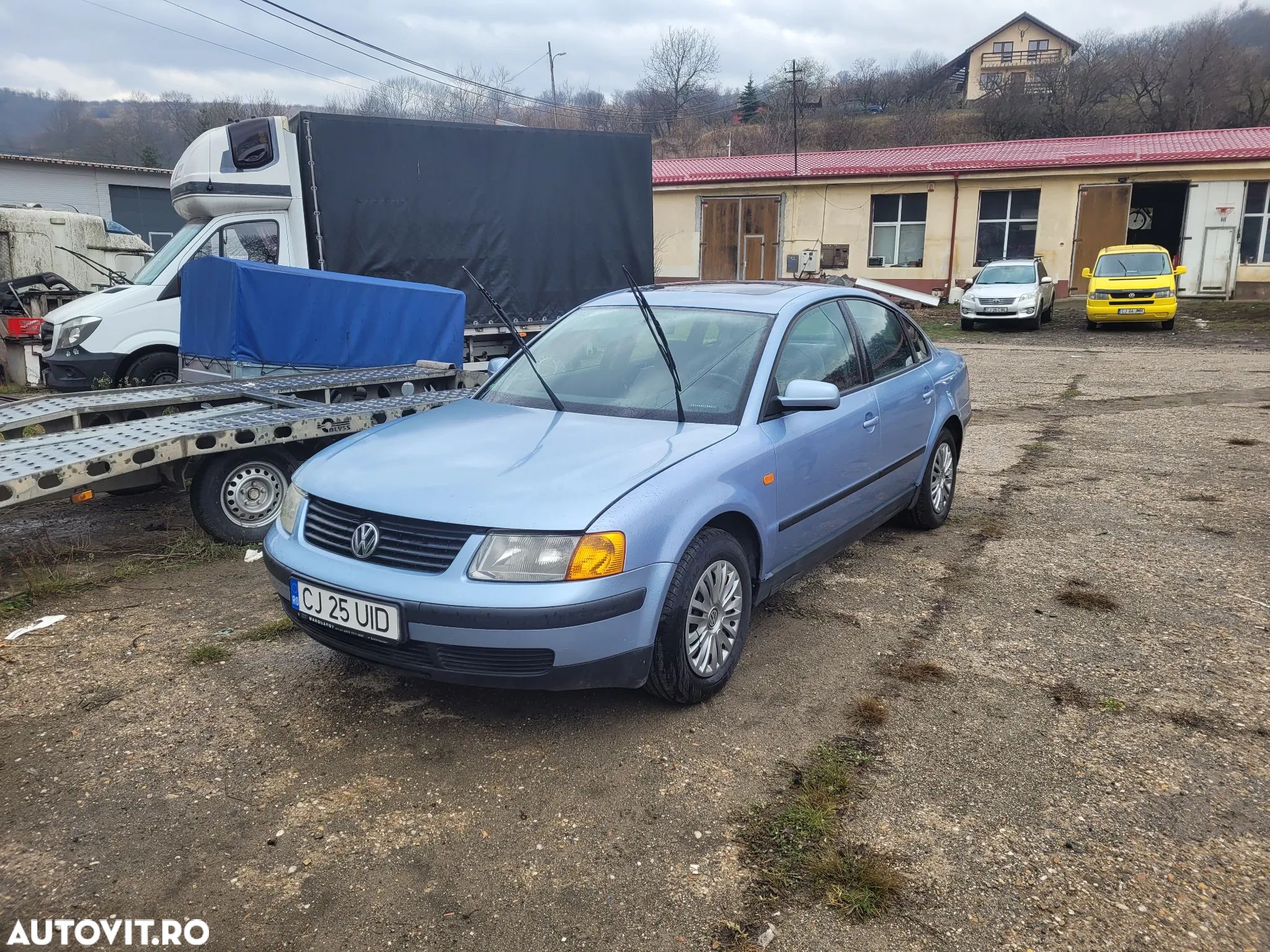Volkswagen Passat Standard - 1