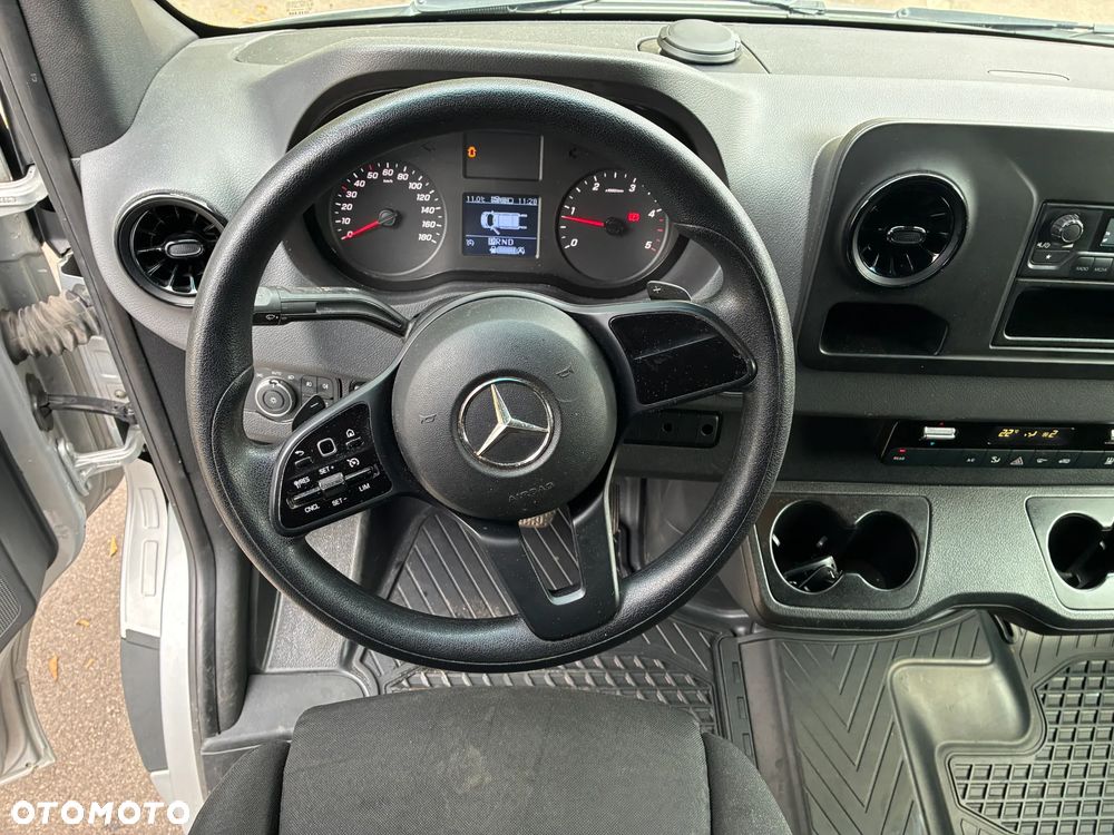 Mercedes-Benz SPRINTER - 17