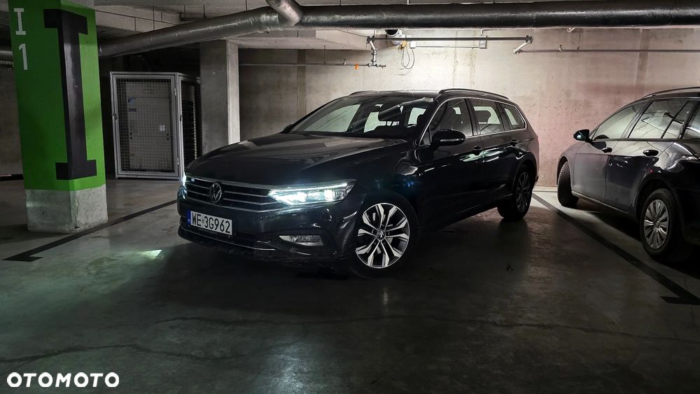 Volkswagen Passat 2.0 TSI Elegance DSG - 1