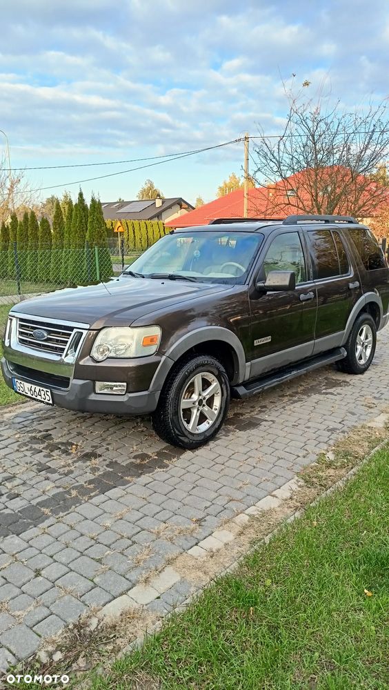 Ford Explorer 4.0 AWD - 12
