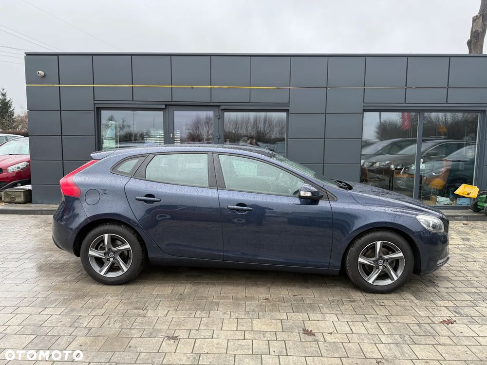 Volvo V40 D2 Kinetic - 17