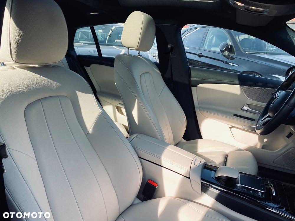 Mercedes-Benz CLA 200 d 8G-DCT Special Edition - 20