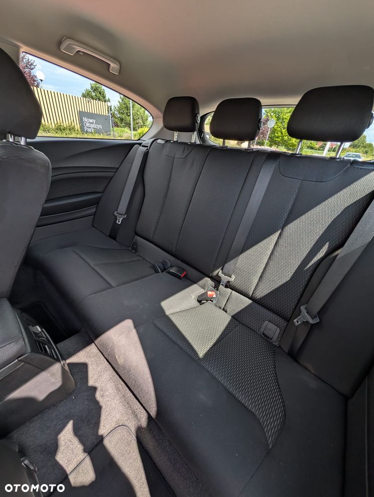 BMW Seria 1 114i - 12