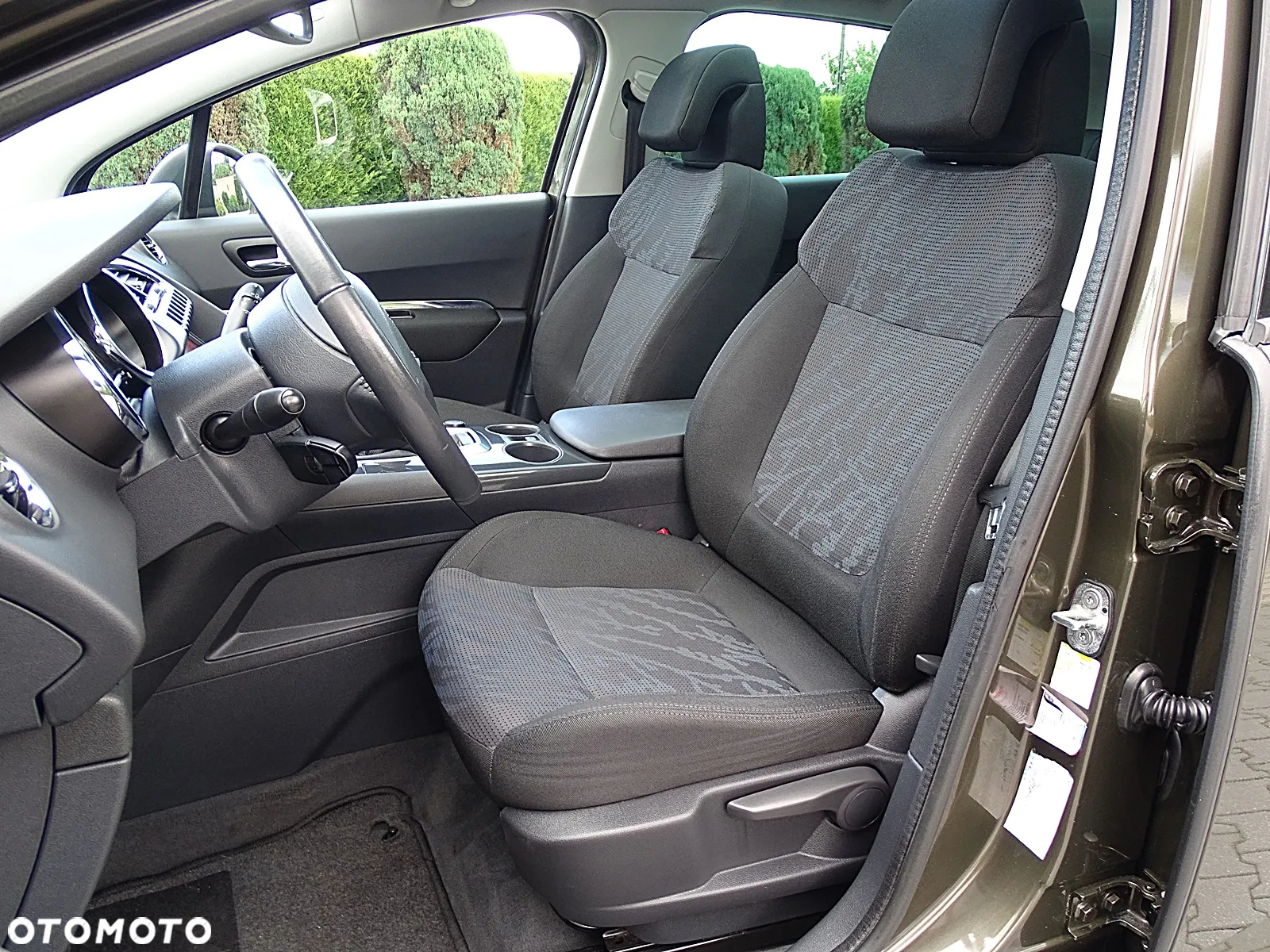 Peugeot 3008 2.0 HDi Premium - 5