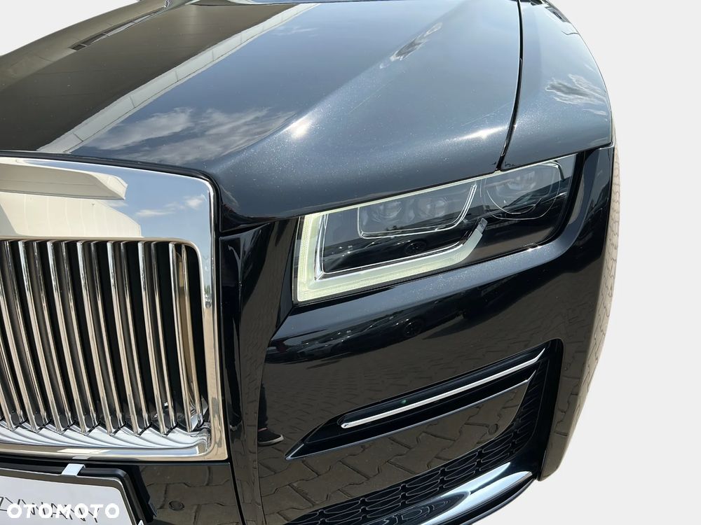Rolls-Royce Ghost - 12
