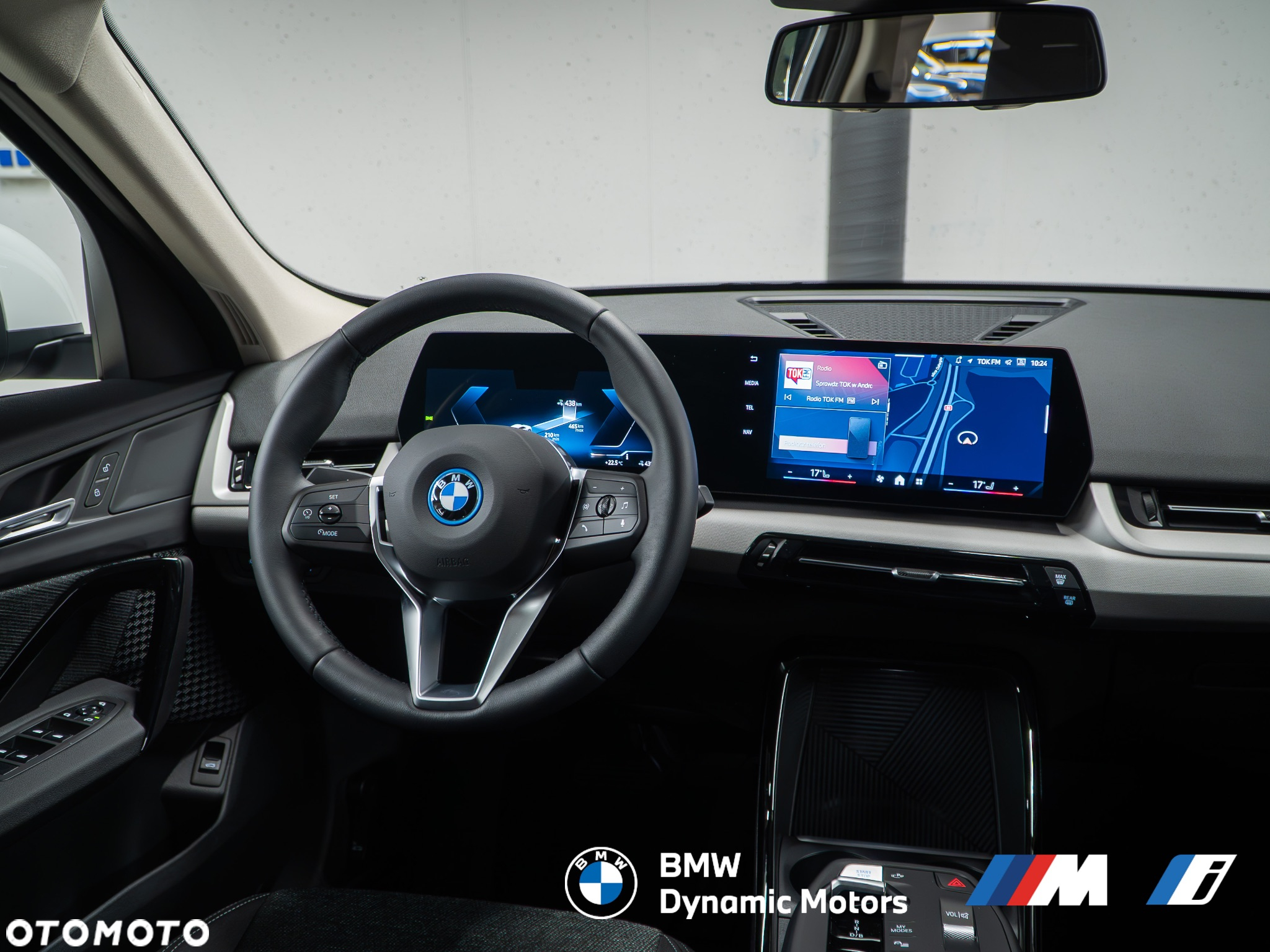 BMW iX2 eDrive20 - 17