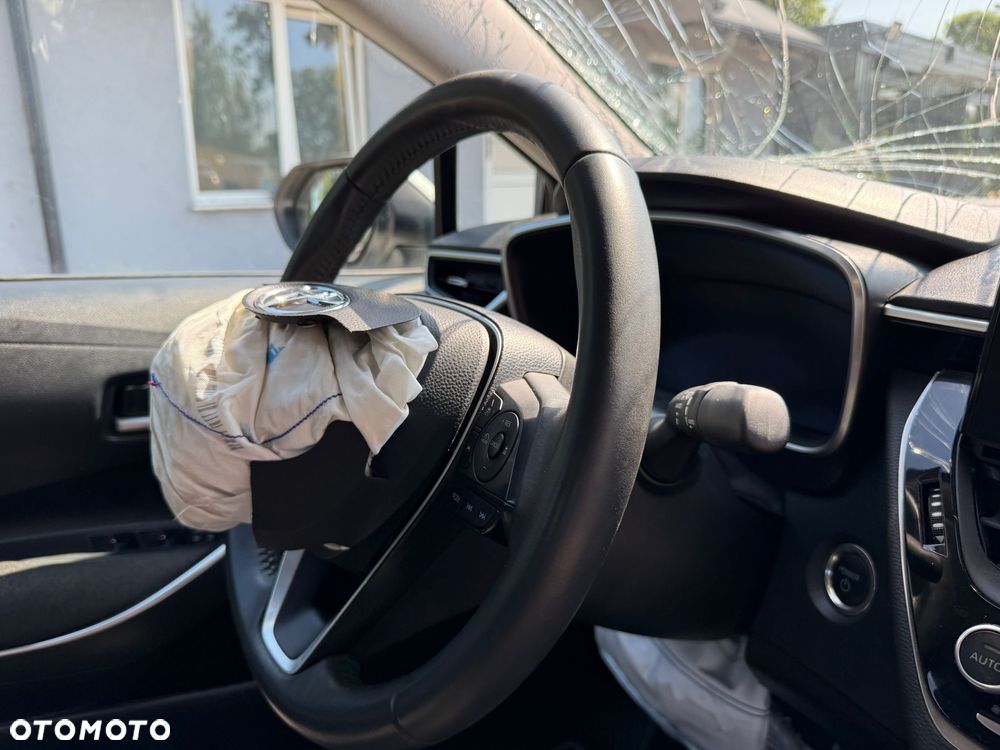 Toyota Corolla 1.8 Hybrid Comfort - 18