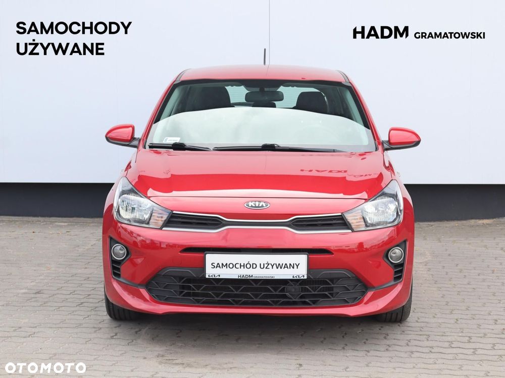 Kia Rio - 16