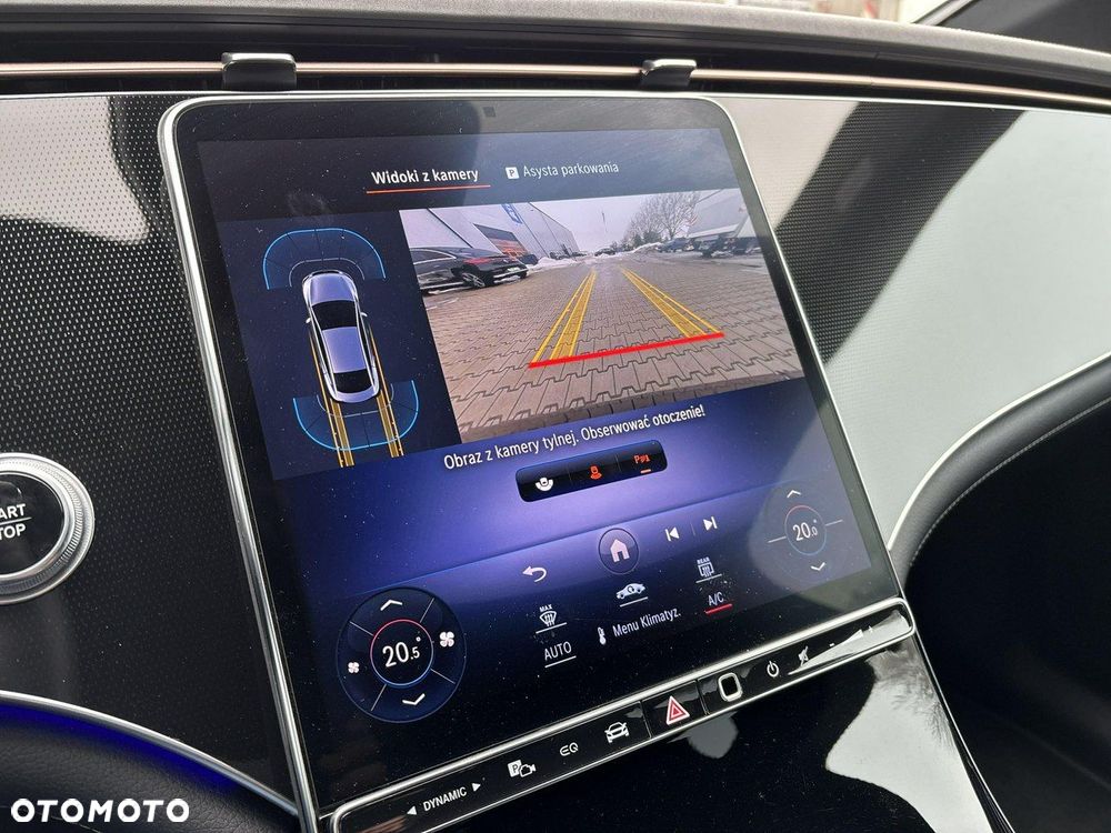 Mercedes-Benz EQE - 22