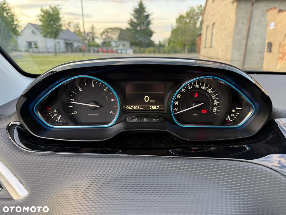 Peugeot 2008 1.5 BlueHDi Allure - 13