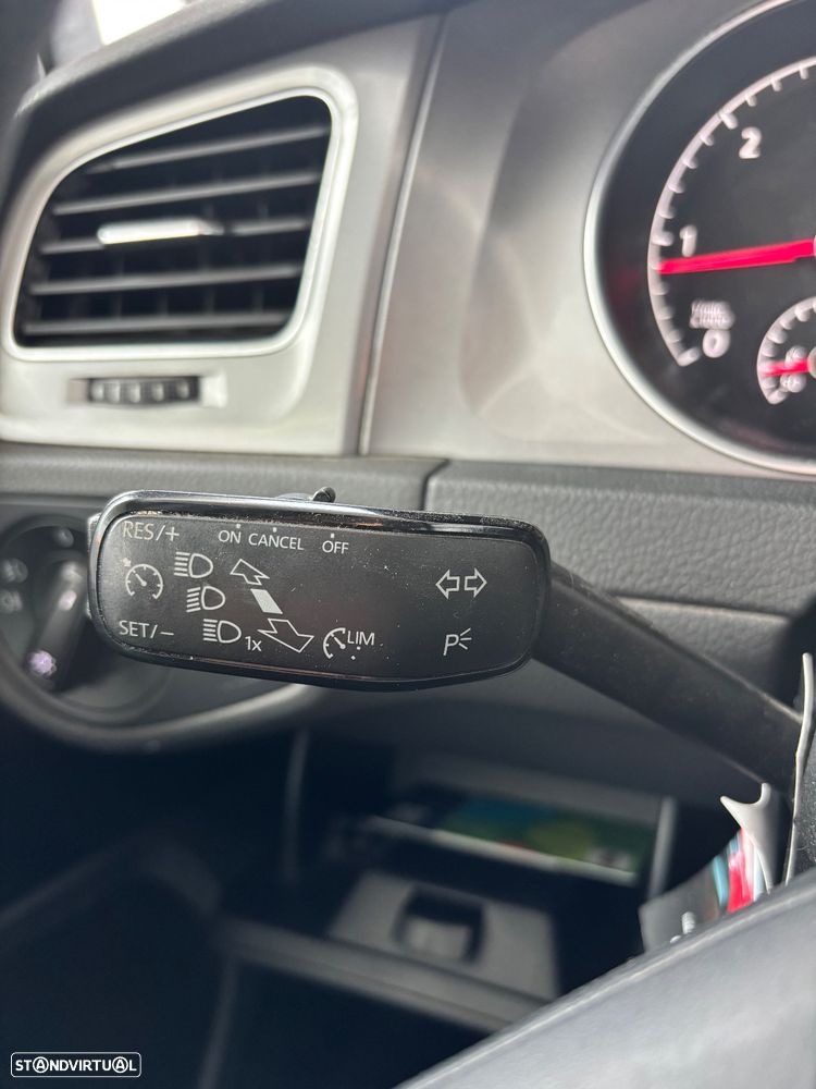 VW Golf 1.6 TDI BlueMotion Trendline - 14