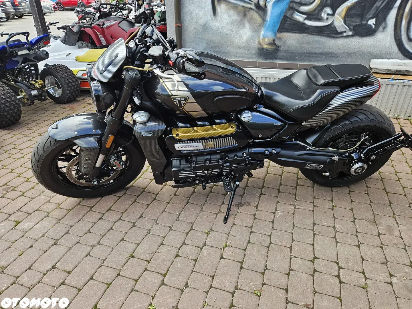 Triumph Rocket - 11