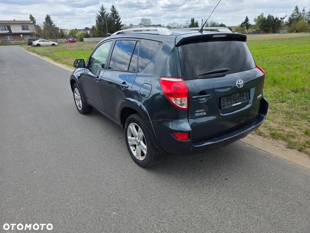 Toyota RAV4 2.2 D-CAT 4x4 Executive - 6
