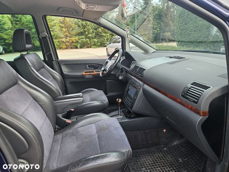 Volkswagen Sharan - 14